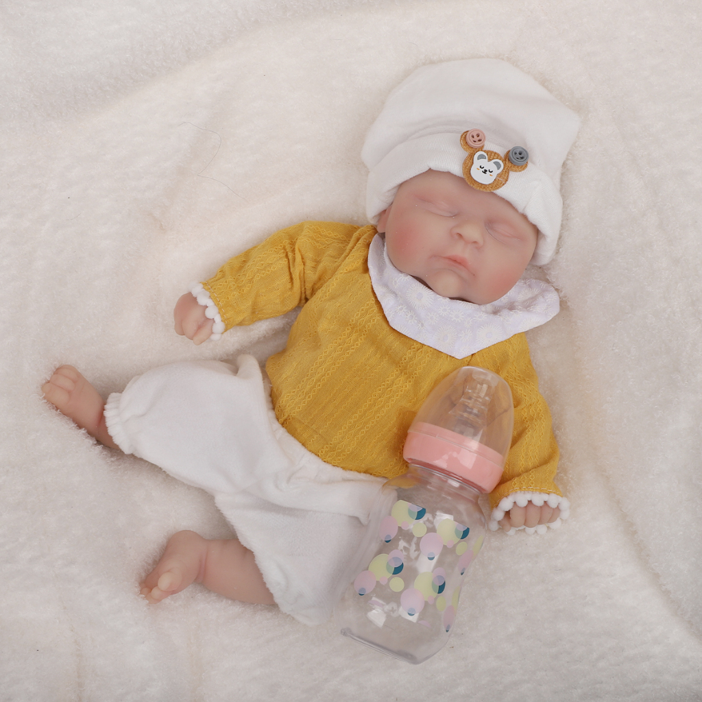 Bebê Reborn Boneca Silicone Sólido Realista 35cm Brastoy - Imagem 9